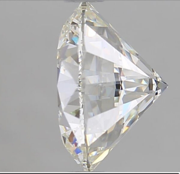 Бриллиант вид сбоку